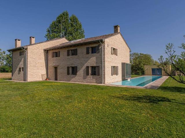 Villa Indipendente in vendita a Fregona, Veneto