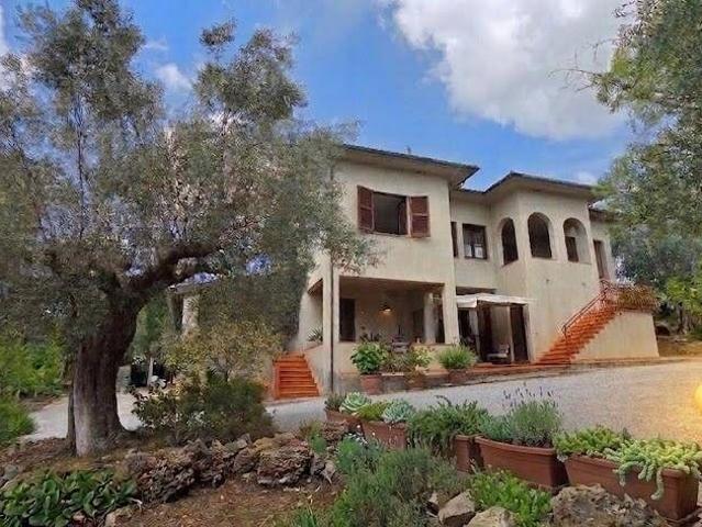 Villa Indipendente in vendita a Suvereto, Livorno