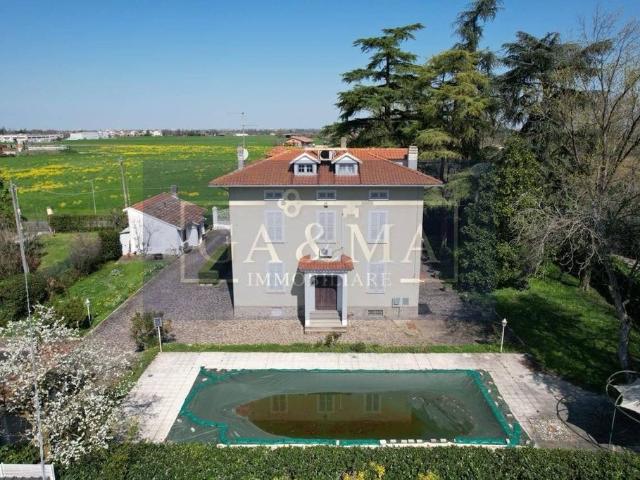 Villa Indipendente in vendita a Cittadella, Sorbolo