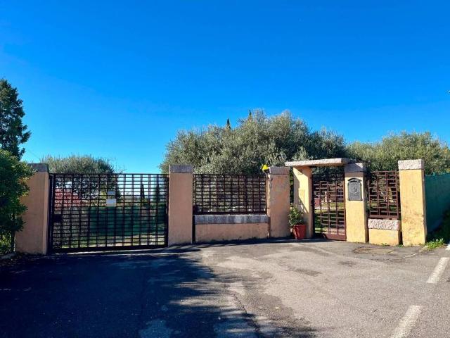 Villa Indipendente in vendita a Nord-Ovest, Brenzone