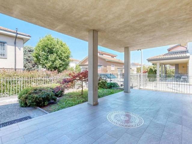 Villa Indipendente in vendita a Villaggio Cavour, Settimo Milanese