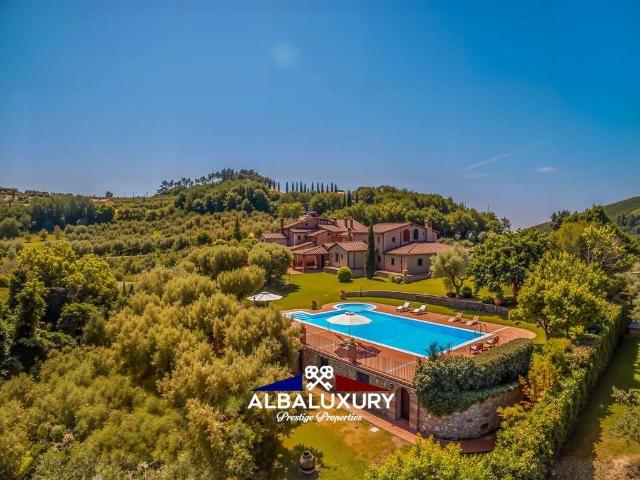 Villa Indipendente in vendita a Montevettolini, Pistoia