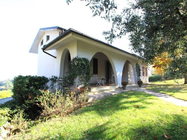 Villa Indipendente in vendita a Unione dei comuni Valli del Reno, Lavino e Samoggia, Reggio Emilia