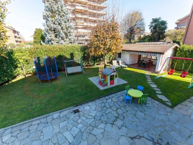 Villa Indipendente in vendita a Bertolla, Piemonte