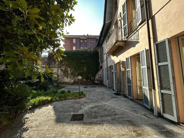 Villa Indipendente in vendita a San Bartolomeo, Como