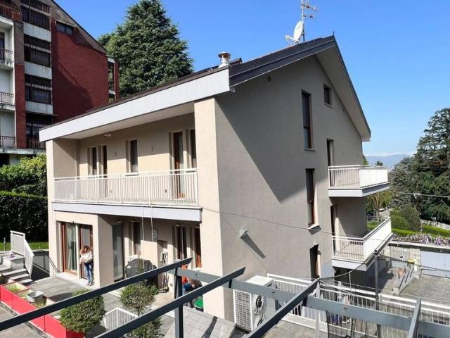 Villa Indipendente in vendita a Circoscrizione 7, Piemonte