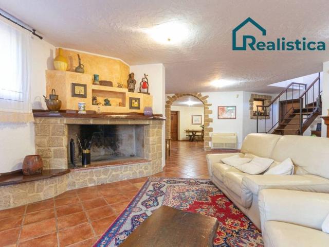 Villa Indipendente in vendita a Alghero, Sardigna/Sardegna