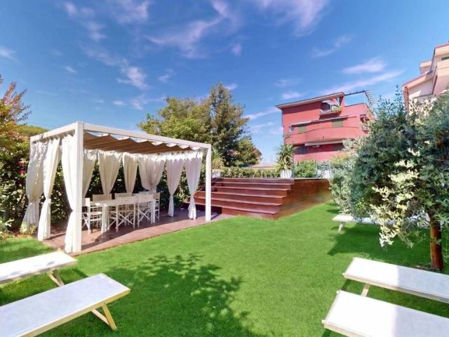 Villa Indipendente in vendita a Alba, Riccione