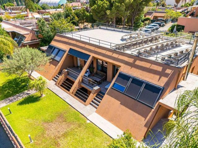 Villa Indipendente in vendita a VI Circoscrizione, Palermo