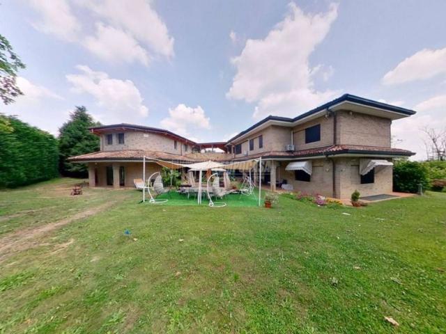 Villa Indipendente in vendita a Barlassina, Lombardia