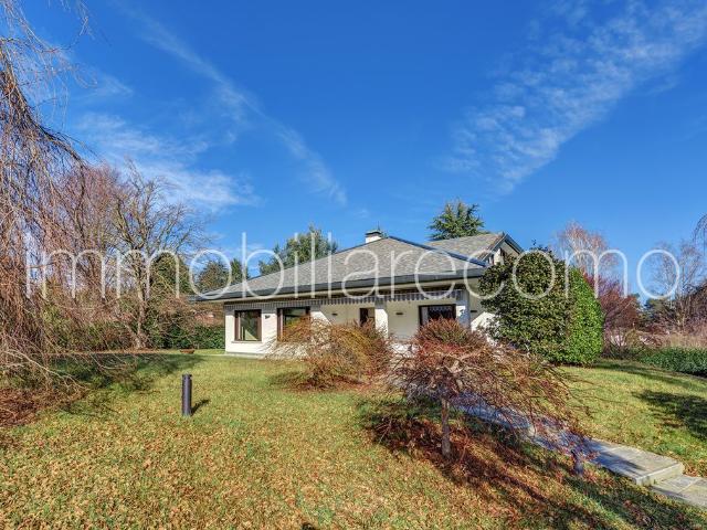 Villa Indipendente in vendita a San Giuliano, Como