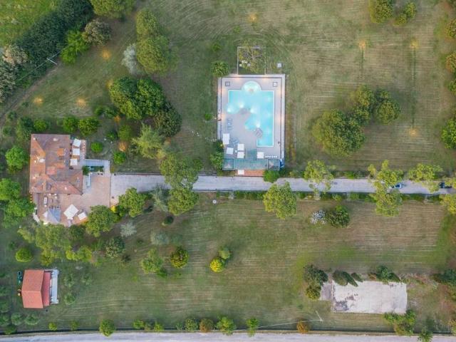 Villa Indipendente in vendita a Corinaldo, Ancona