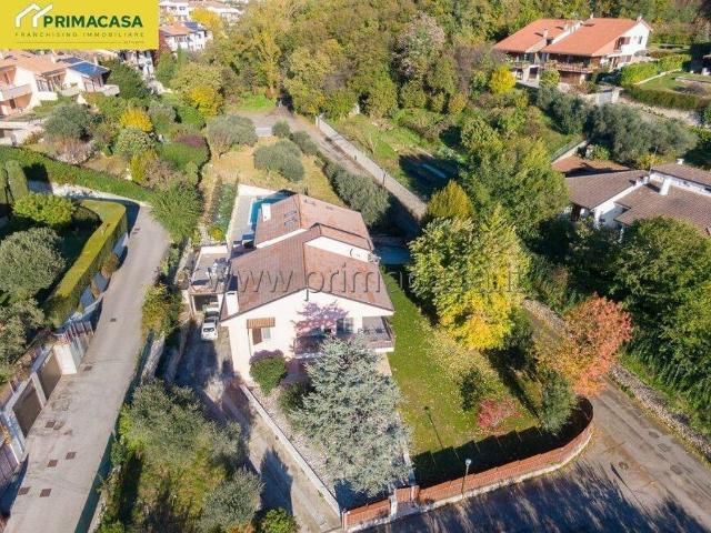 Villa Indipendente in vendita a Santa Maria, Negrar