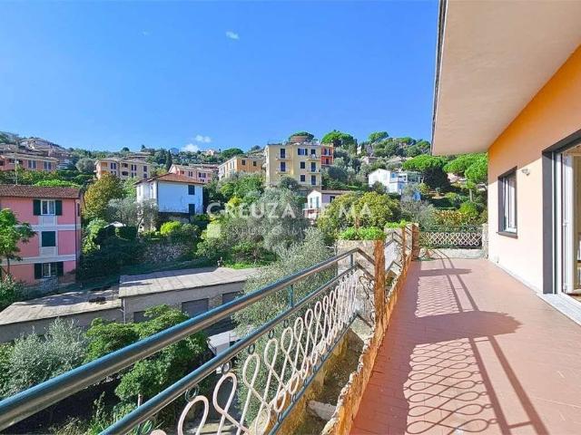 Villa Indipendente in vendita a San Michele di Pagana, Rapallo