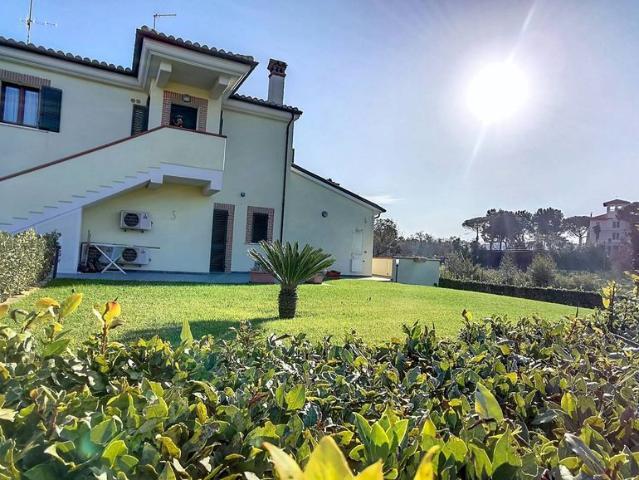 Villa Indipendente in vendita a Marche, Ascoli Piceno