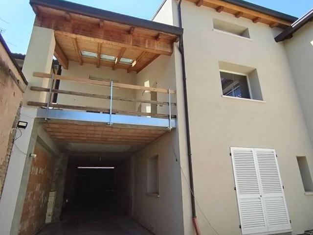 Villa Indipendente in vendita a Unione dei comuni della Bassa Romagna, Lugo