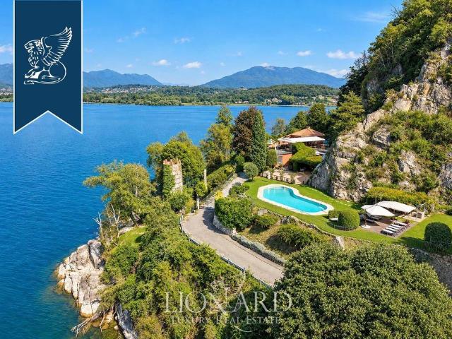Villa Indipendente in vendita a Ispra, Varese