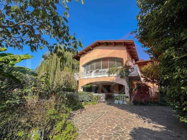 Villa Indipendente in vendita a Torrevecchia Pia, Lombardia