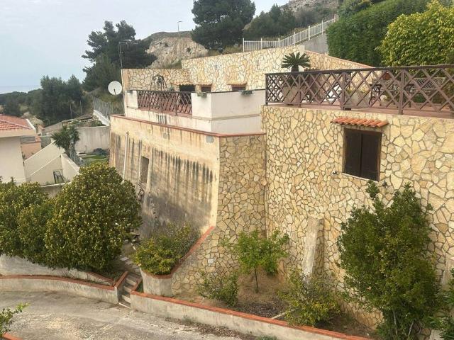 Villa Indipendente in vendita a Raganzili, Erice