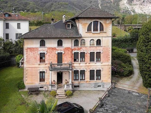 Villa Indipendente in vendita a Romanico, Piemonte