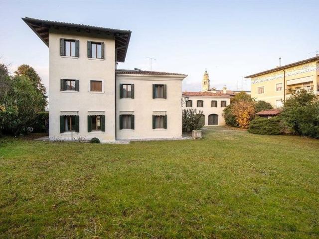 Villa Indipendente in vendita a Topaligo, Sacile
