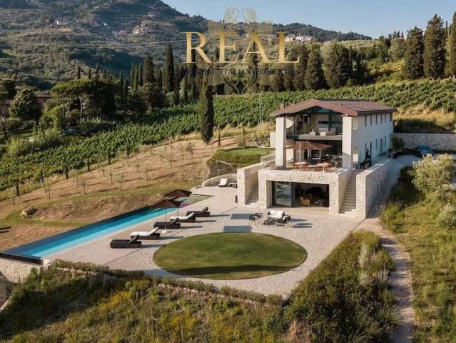 Villa Indipendente in affitto a Tofori, Capannori