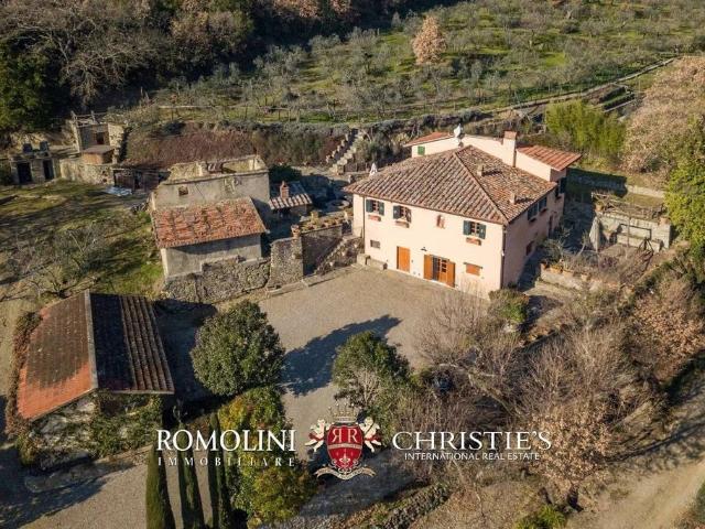 Villa Indipendente in vendita a Castiglion Fiorentino, Toscana