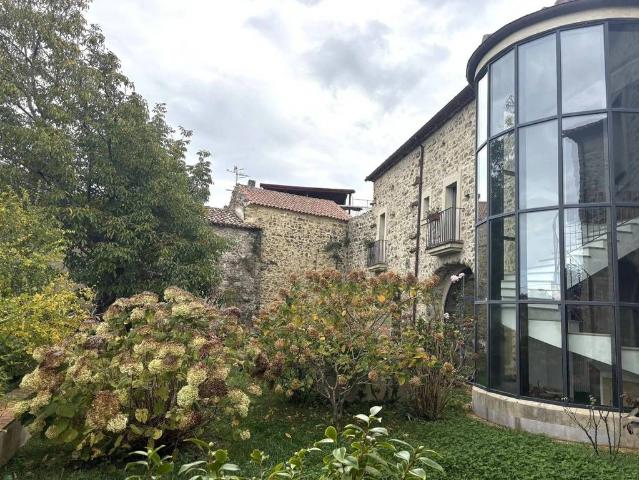 Villa Indipendente in vendita a Lustra, Campania