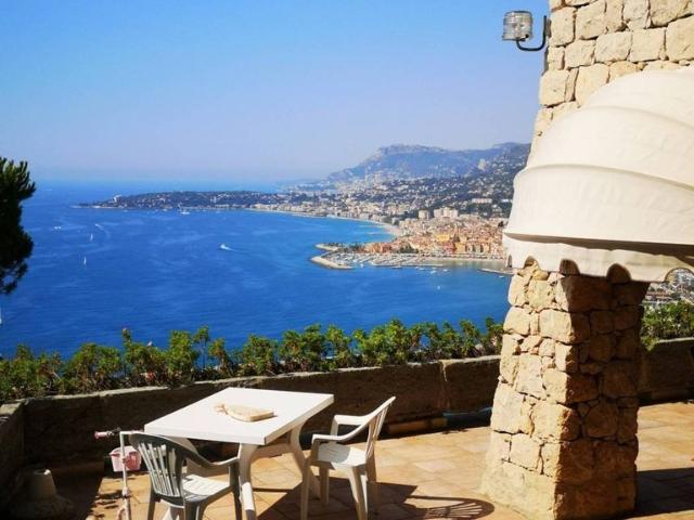 Villa Indipendente in vendita a Ventimiglia, Liguria