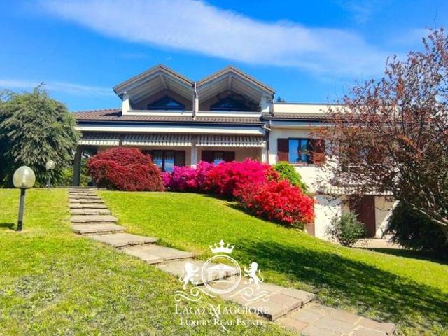 Villa Indipendente in vendita a Cascine Maggio, Castronno