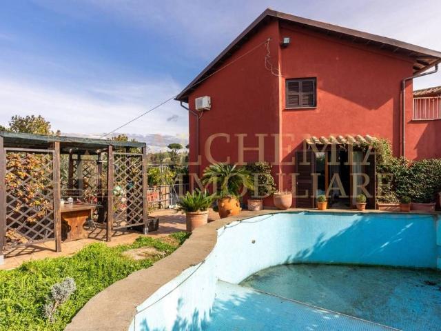 Villa Indipendente in vendita a Armetta, Monte Porzio Catone