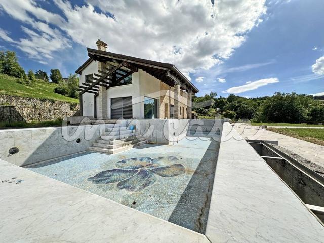 Villa Indipendente in vendita a La Piana, Saludecio