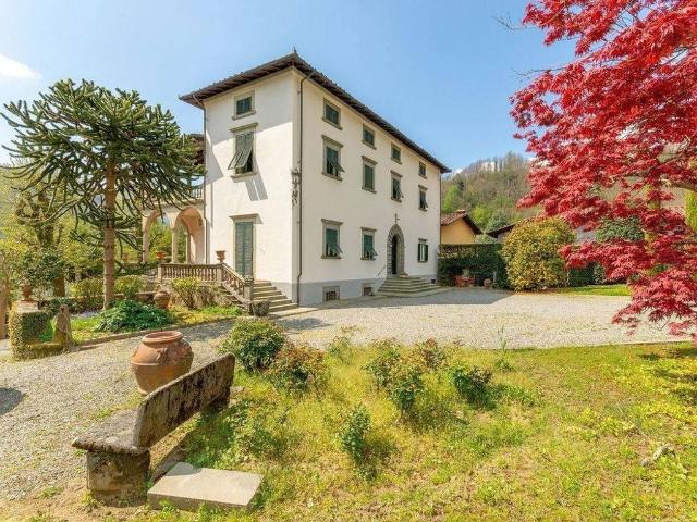 Villa Indipendente in vendita a Unione dei comuni Media Valle del Serchio, Ponte A Serraglio
