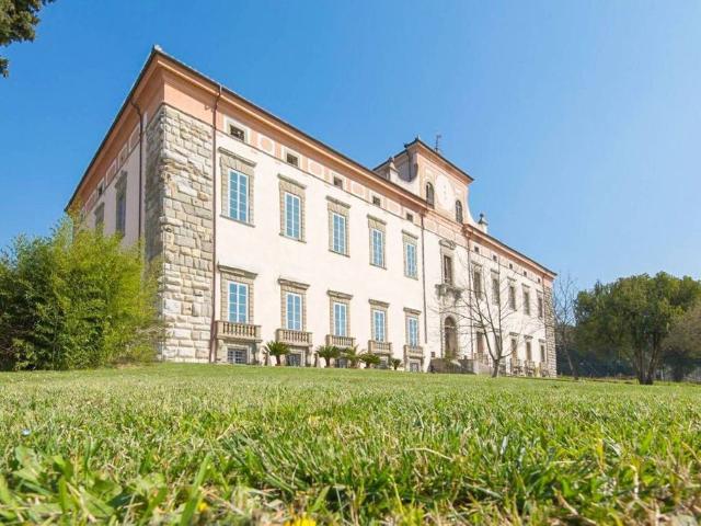 Villa Indipendente in vendita a Riva di Bagnolo, Montemurlo