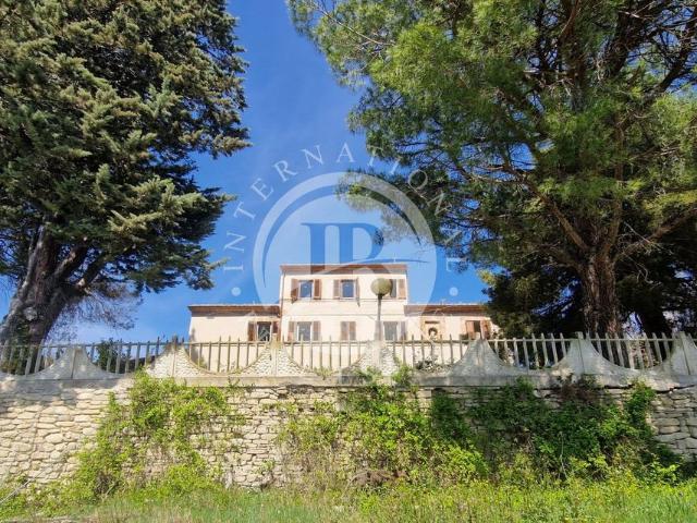 Villa Indipendente in vendita a Marche, Ascoli Piceno