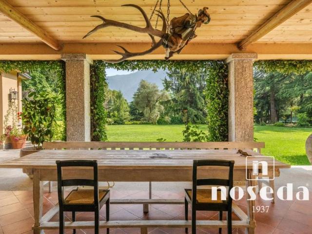 Villa Indipendente in vendita a Tremezzina, Lombardia