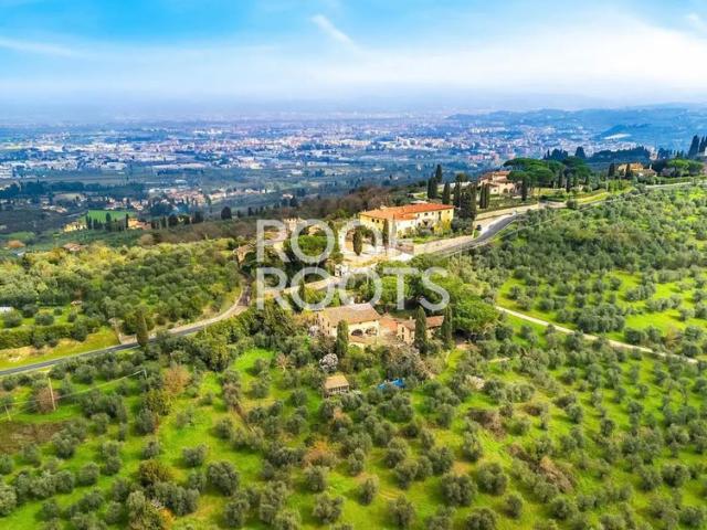Villa Indipendente in vendita a San Martino alla Palma, Scandicci