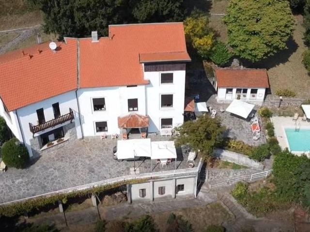 Villa Indipendente in vendita a Eupilio, Lombardia