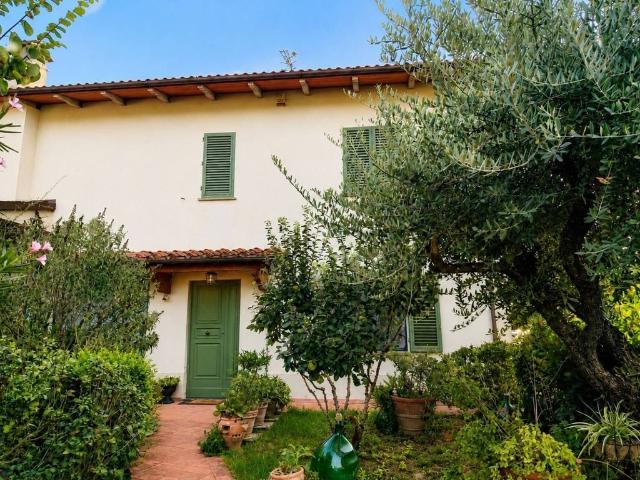 Villa Indipendente in vendita a Carmignano, Prato