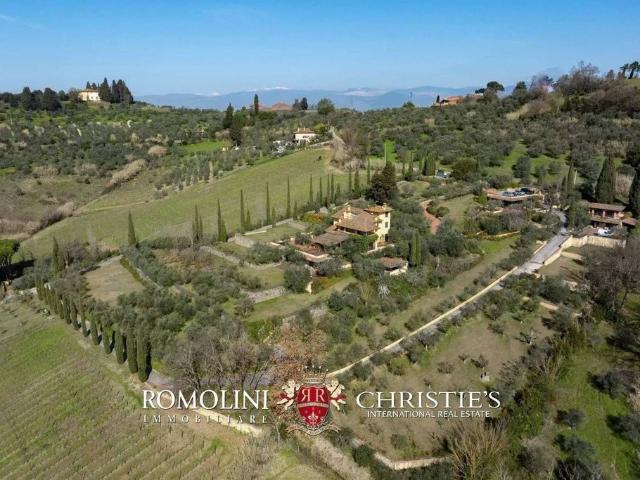 Villa Indipendente in vendita a Carmignano, Prato