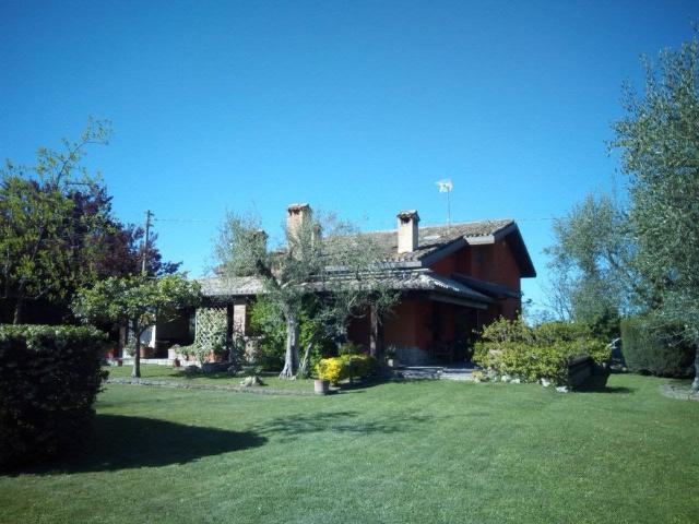 Villa Indipendente in vendita a Marche, Pesaro E Urbino