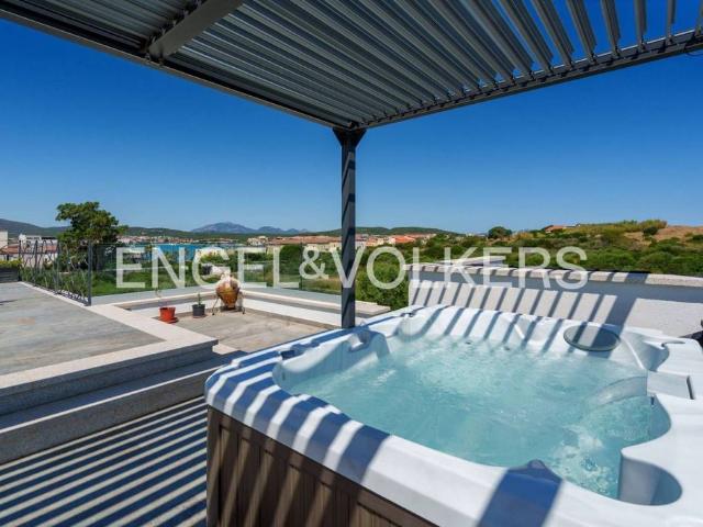 Villa Indipendente in vendita a Golfo Aranci, Sardigna/Sardegna