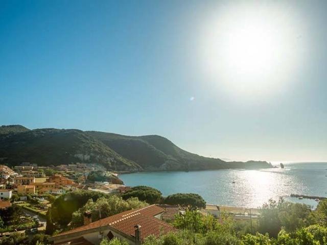 Villa Indipendente in vendita a Isola del Giglio, Giglio Campese