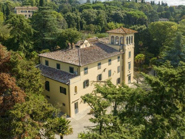 Villa Indipendente in vendita a Cortona, Toscana