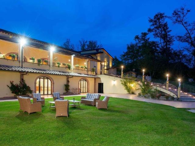 Villa Indipendente in vendita a Vicchio, Toscana