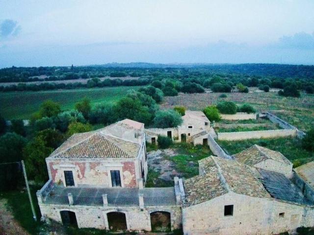 Villa Indipendente in vendita a Marina Di Modica, Sicilia