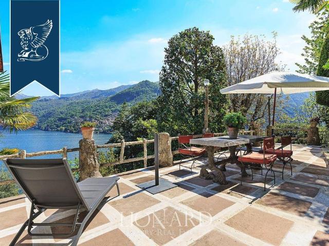 Villa Indipendente in vendita a Moltrasio, Lombardia