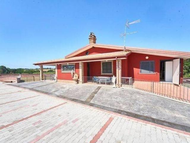 Villa Indipendente in vendita a Roma Capitale, Lazio