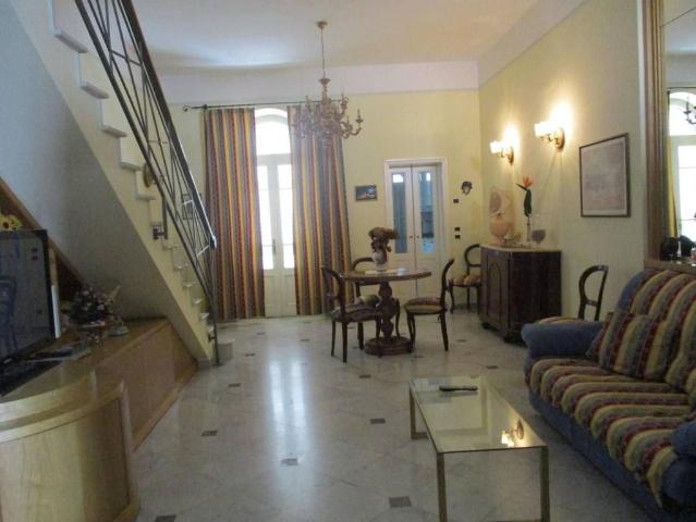 Villa Indipendente in vendita a Viareggio, Toscana