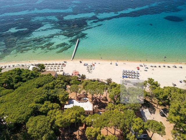 Villa Indipendente in vendita a Pula, Sardigna/Sardegna